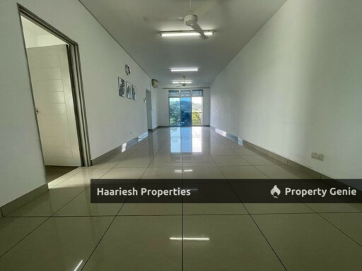 EASTBAY LUXURY APARTMENT PANGSAPURI SERI BAYAN, MASAI