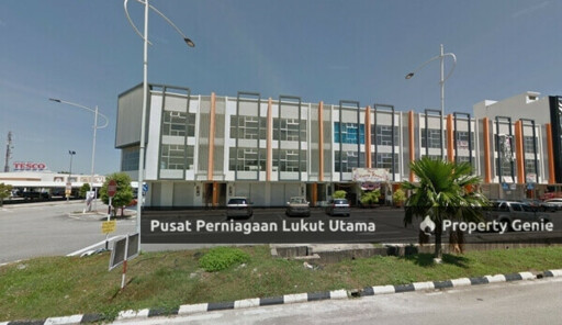 Pusat Perniagaan Lukut Utama