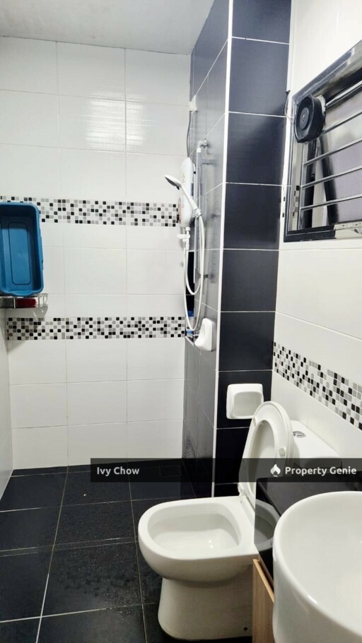 Sky View Bukit Indah Apartment for Sale