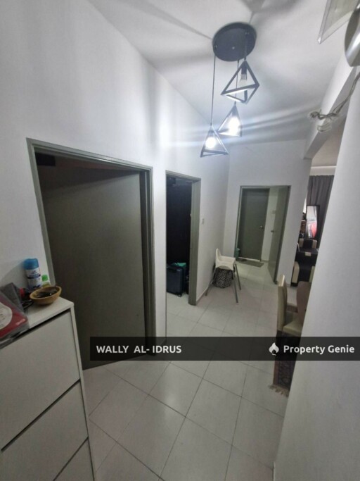 Suria Jelatek Residence