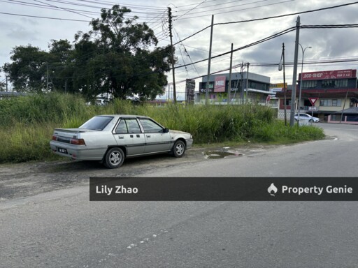 Papar Commercial Land for Rent, Road Side, Corner Lot 8,000 sqft, Papar Square, Papar, Sabah.