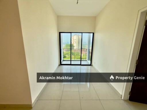 CORNER LOT 3 Storey Terrace Nassim Heights, Taman Ukay Bistari, Ampang Selangor