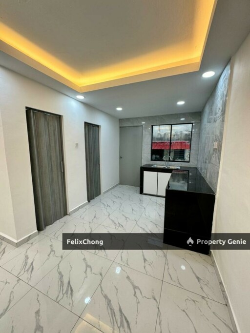 Taman Mesra 2 Sty Endlot Low Cost,Jalan Permata,Ulu Tiram,Renovated