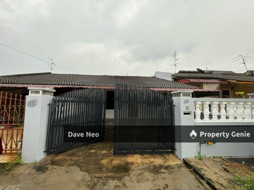 Jalan Bentara Taman Ungku Tun Aminah Skudai Near to Plaza Tasek Central