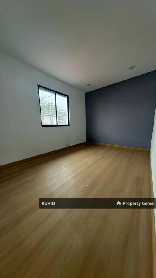 Fully Renovated Double Storey House, Permas Jaya