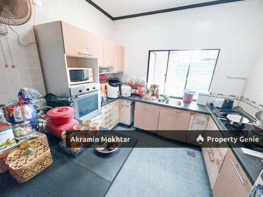 FACING POOL Well Maintained Waizuri 1 Apartment, Wangsa Maju