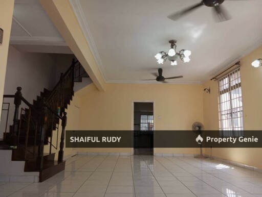 Want to Sell. 2 Storey Terrace House Endlot Bukit Rahman Putra Sg Buloh