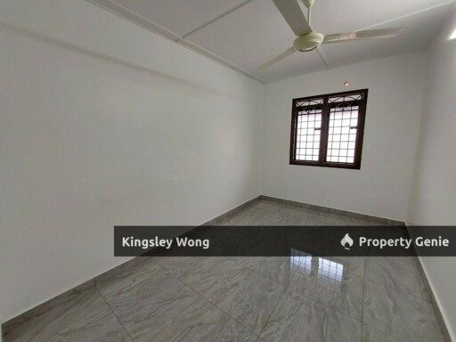 Bercham Double Storey Terrace House Partially Furnished Near Ipoh Garden East For Rent