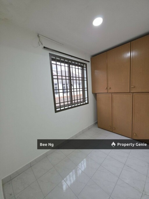 Taman Mutiara / Pontian / Unblock / 2 Storey Terrace