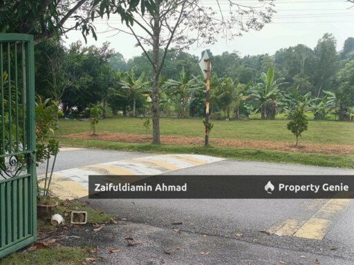 2 Storey Terrace at Tmn Impian Putra Bangi and Facing Surau