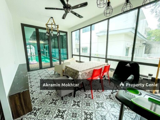 FREHOLD & RENOVATED | 3 Storey Semi-D Lambaian Residence, Kajang