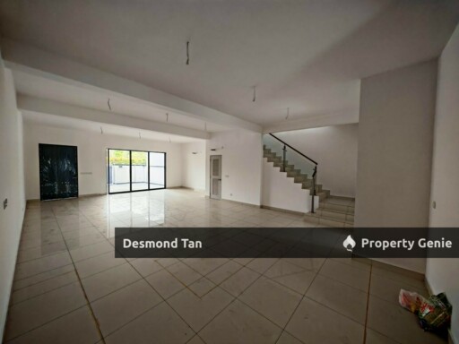 Rimbun Impian @ S2 Heights | Basic Unit | Seremban 2 | Ready Move In | RM2000