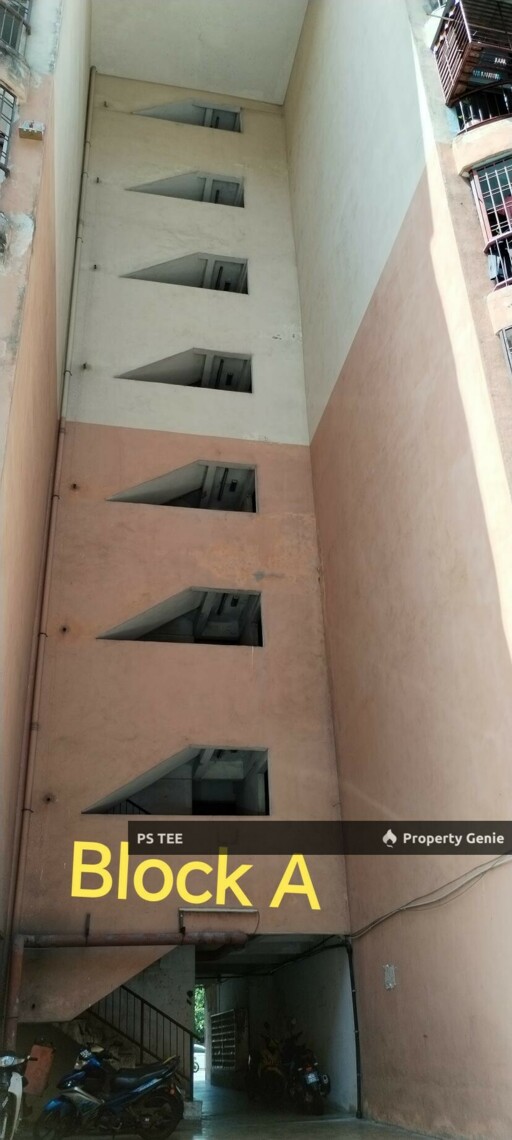 Medium Cost Apartment @ Villa Sentosa