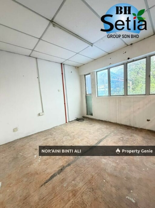 FOR RENT – SEMI-D WAREHOUSE (INTERMIDIATE UNIT) Indera Mahkota 14, Kuantan Pahang