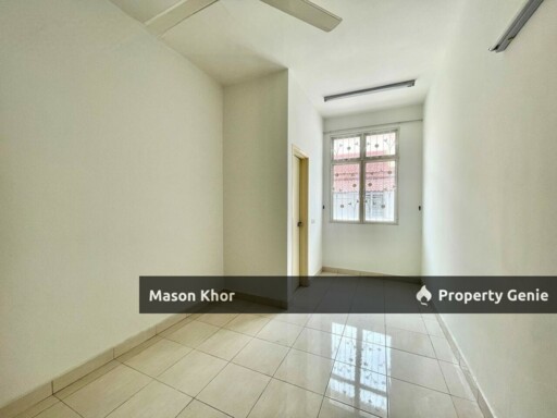 SETIA PEARL ISLAD@ THE ISLE OF AROMA 3 STOREY TERRANCE PARTIALLY FURNISHED BAYAN LEPAS