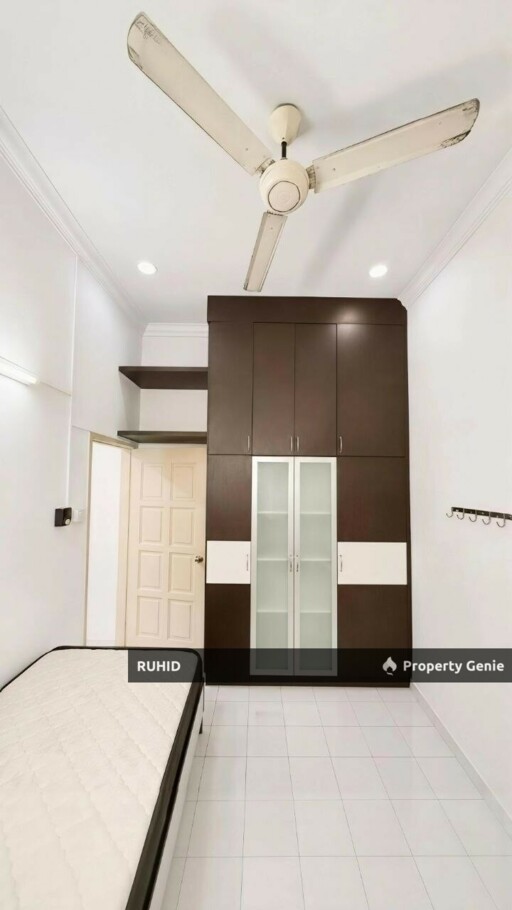 Renovated Single Storey Terrace House @ Taman Rinting Masai | 4 Bedrooms | Attic Room | Freehold