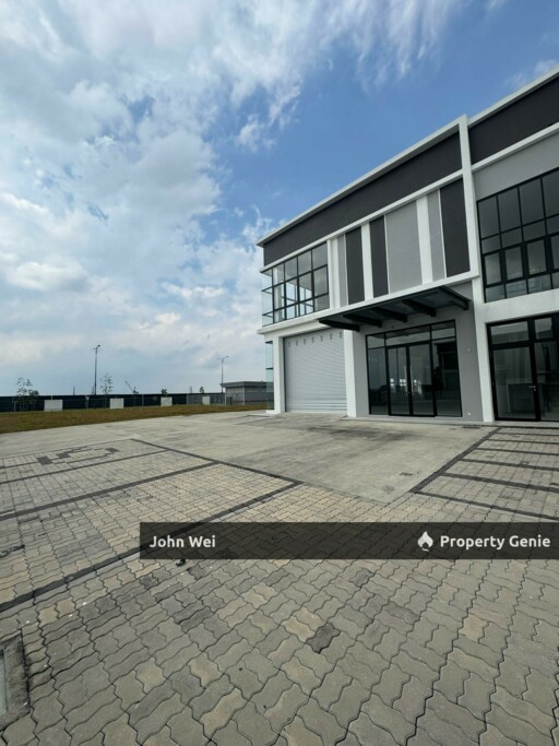 📍Eco Business Park 2 Senai, Phase 3  🏭1.5 Storey Cluster Corner  🔥For Rent🔥