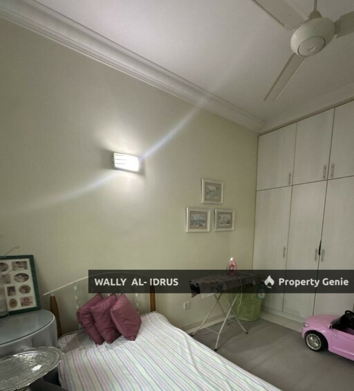 Semi D Renovated with Extra Large Land @ Section 7 Shah Alam