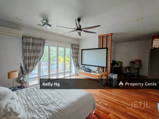 Double Sty Semi D House At Bandar Parklands Klang For Sale