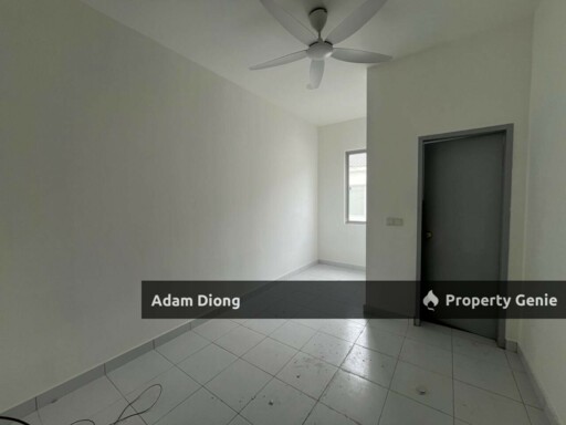 Erica, Bestari Perdana Meridin East, Pasir Gudang