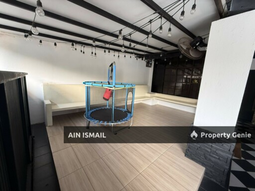 [END LOT & RENOVATED + FURNISHED] SEMI-D 2 TINGKAT TAMAN PANTAI INDAH BESERAH, KUANTAN