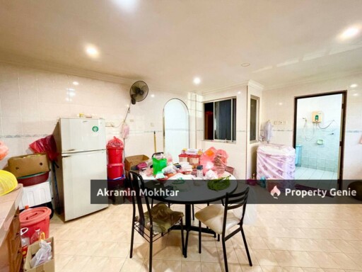 Freehold, Corner Lot & Fully Renovated | Double Storey Jalan Semarak Bandar Utama Batang Kali