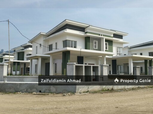 SemiD Taman Salak Mulia Spacious near KLIA