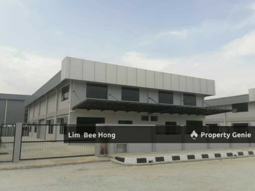 Brand New Semi-D Factory at Valdor Near Batu Kawan for Rent