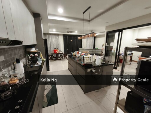 Ken Rimba 2.5 Sty Condo Villa At Shah Alam Partly Furnished For Sale