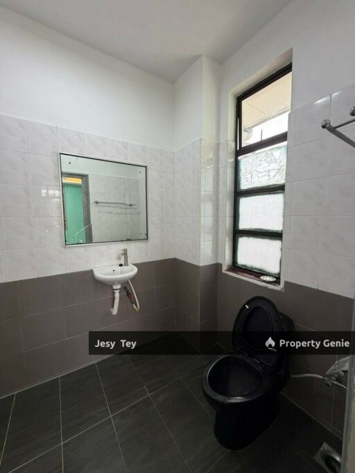 Bandar Sri Alam Double Storey Corner Lot For Sales