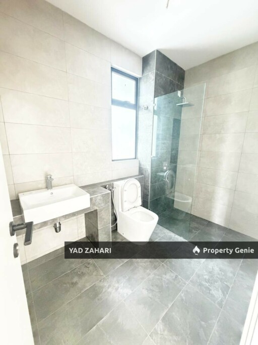 Casablanca, Alam Impian | 2-Storey Semi-D 4 Bedrooms | RM1.7M - Freehold, Non Bumi, Near Playground and Spacious Parking
