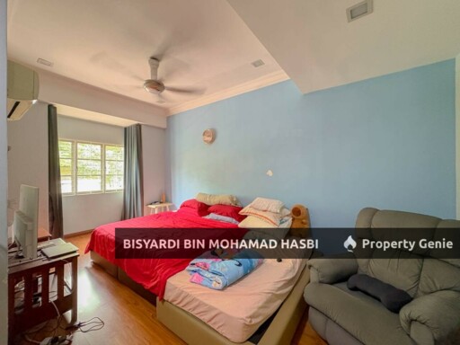 FACING OPEN 2.5 STOREY TERRACE BANDAR SRI DAMANSARA, DAMANSARA .
