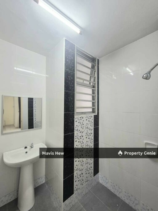 For Rent, Rini Hill 2 @Mutiara Rini, Newly Repainted