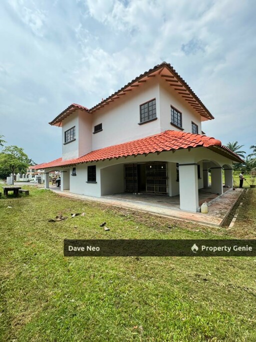 IOI Palm Villa Residence • 2-Storey Bungalow House • 4+1 Beds 5 Baths • Unfurnished