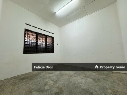 Taman Merdeka Single Storey Corner House with Extra Land For Sale 🏠