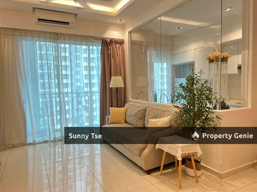 Imperial Residence, Fully Renovated, Pool View