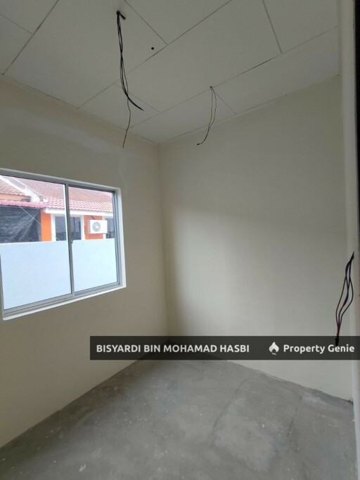 3,500Sq.Ft RUMAH TERES CORNER LOT 1 TINGKAT, Taman Desa PD Fasa 1 Port Dickson.