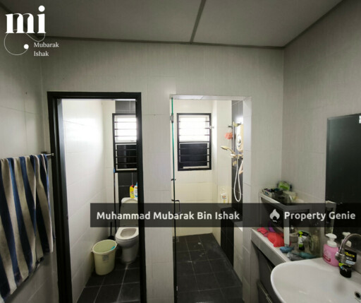 Taman Desa Mas, Sungai Merab Spacious 3-Storey Terrace – 6 Bedrooms, Perfect for Big Families!