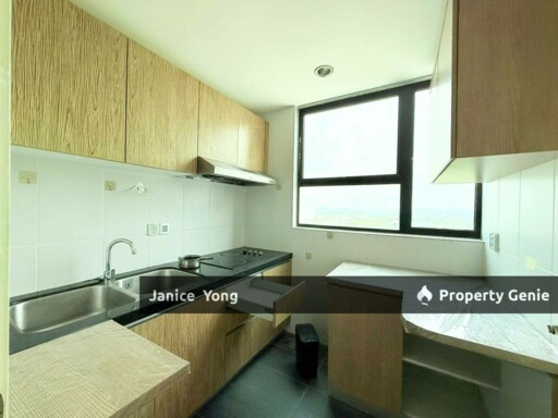 Impiana @ East Ledang Duplex Corner
