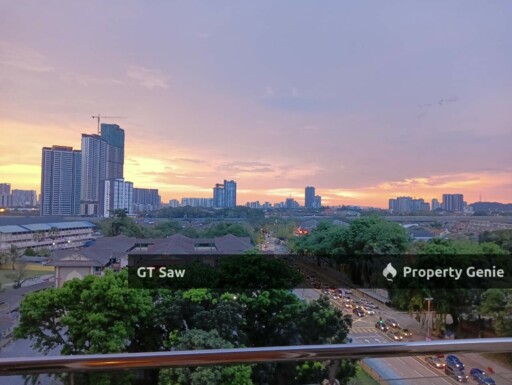 8 Petaling @ Sri Petaling Penthouse Duplex Below Market Price