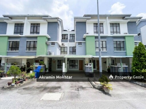 Freehold, Ground Floor, Renovated & Partially Furnished | Townhouse 1.5 Storey Park Villa Bandar Bukit Puchong 2, Puchong Selangor.