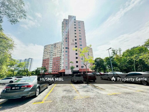 Apartment Corner Lot Renovated Desaminium Flora Seri Kembangan | 3 Bilik | Berhampiran MRT & UPM