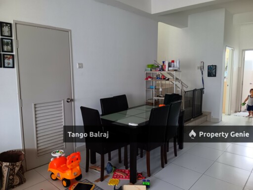 Semenyih, Taman Tasik Kesuma 2 sty terrace house