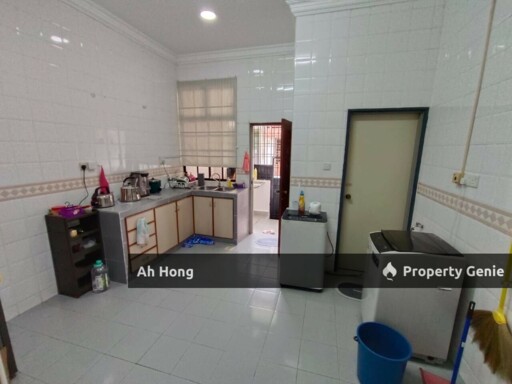 Taman Molek / Jalan Molek / Single Storey / Fully Furnished