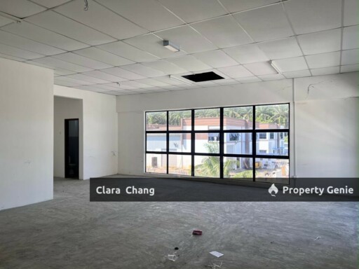 De Hoff Park @ Tmn Perindustrian Ulu Pulai 1.5 Storey Semi D Factory