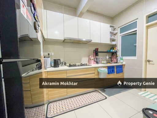 RENOVATED UNIT & 2 PARKING | V Residensi 2, Seksyen 22, Shah Alam