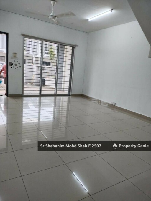 DOUBLE STOREY TERRACED HOUSE FOR SALE - ACACIA PARK PHASE 1, BANDAR TASIK PUTERI