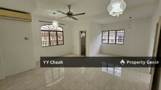 2-storey Intermediate Corner Taman Saikat Gunung Rapat Big House