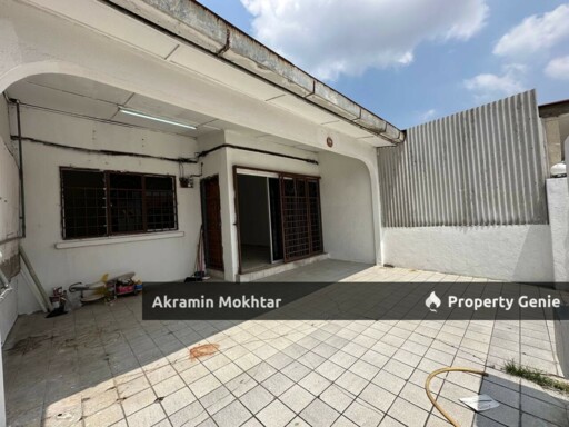 Freehold & Renovated | Single Storey BK 1 Bandar Kinrara Puchong .