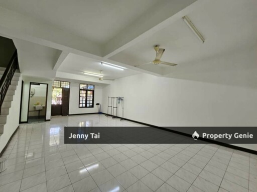 Taman Bukit Beruang Indah [ Freehold] 20x75 2 Storey Terrace House